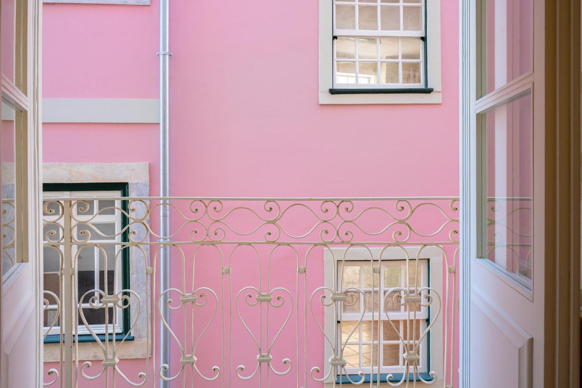 Entre Ruas Apartments 科英布拉 外观 照片